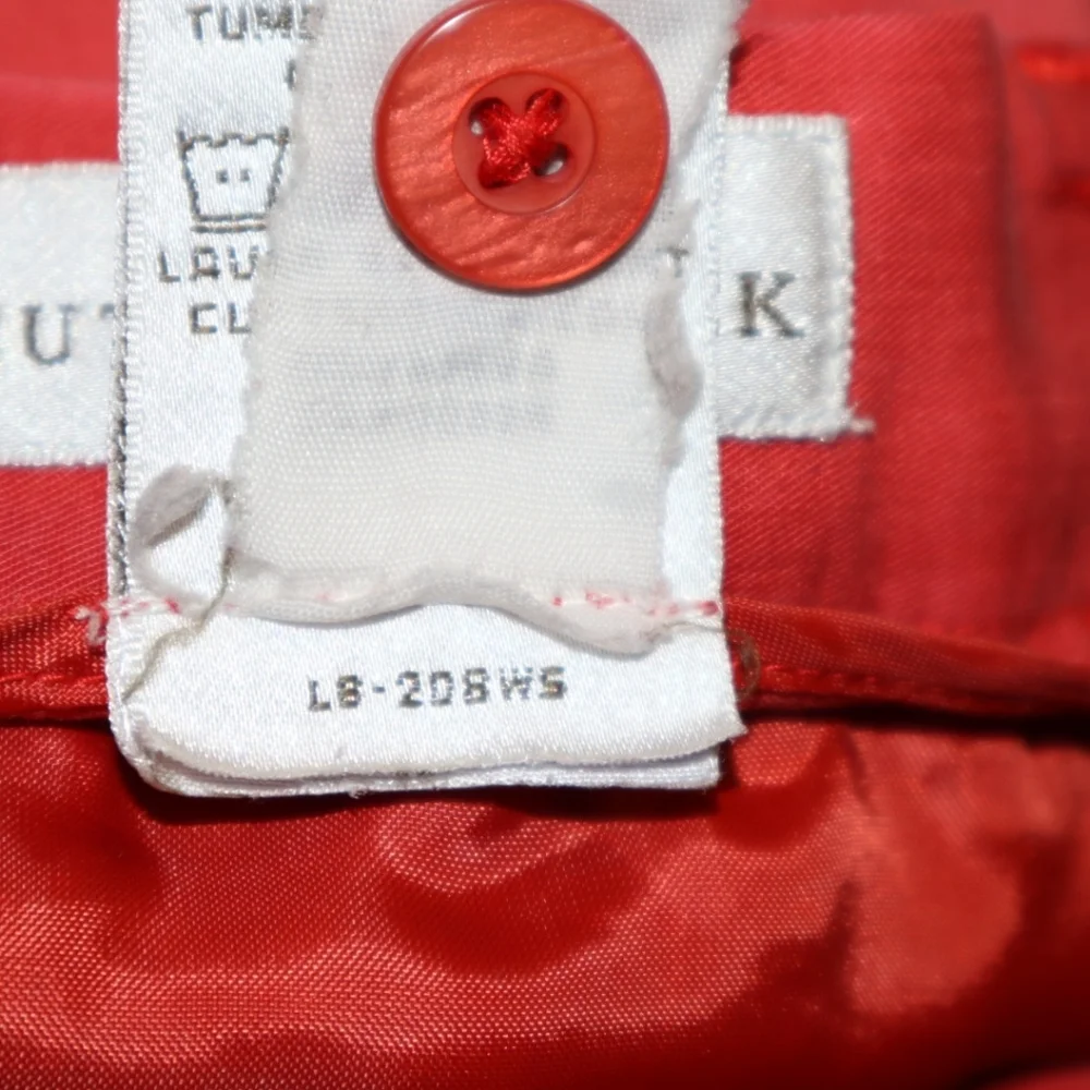 Cutter & Buck Bright Orange Shorts Size 10 - Picture 7 of 7